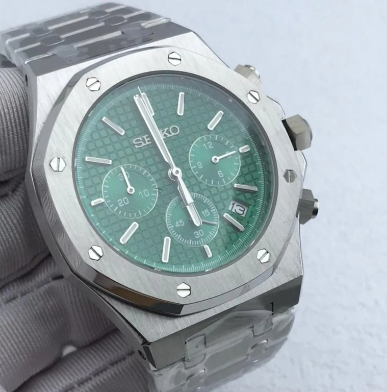 Seiko Royal Oak Chronograph MOD Green Dial