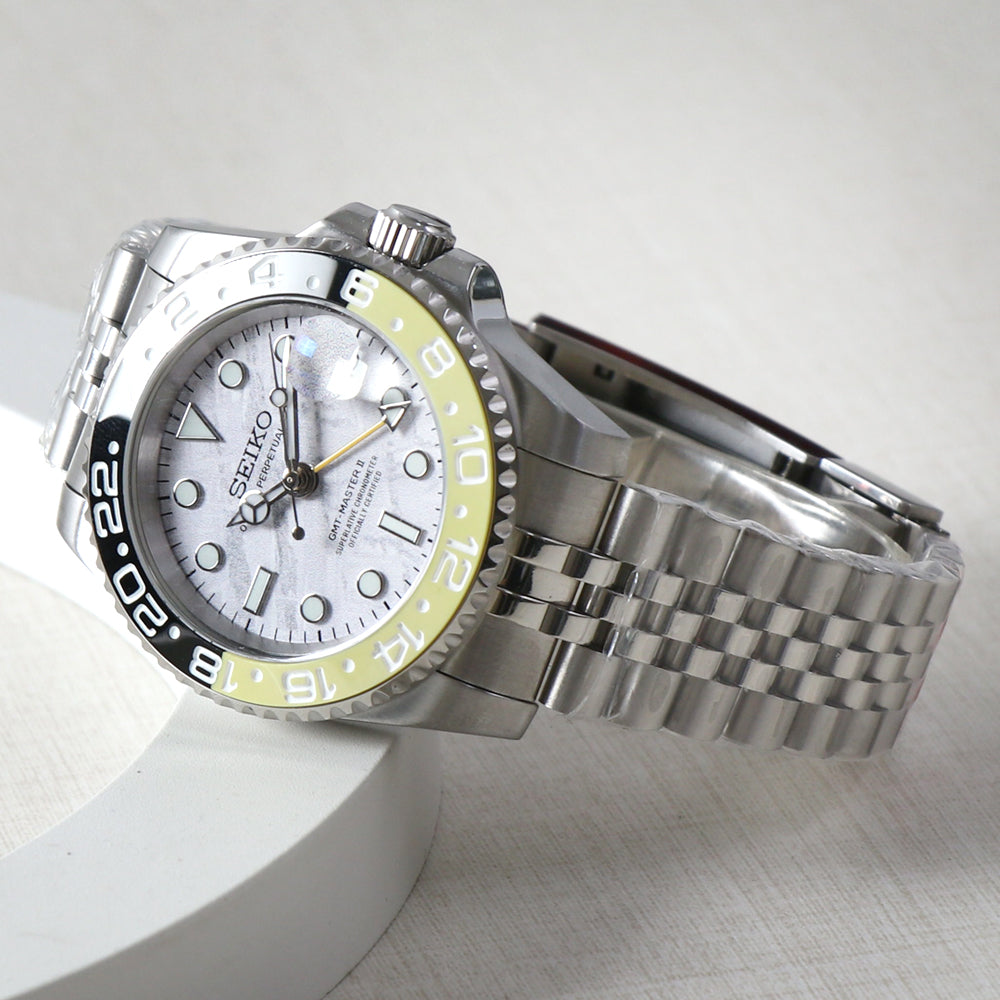 Seiko GMT MOD Yellow Meteorite Dial